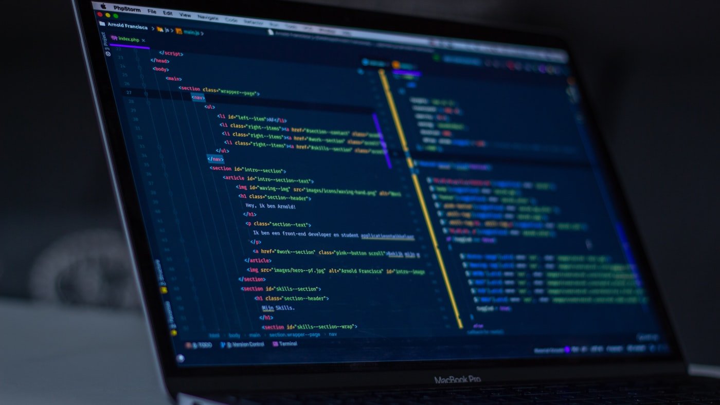 End-to-end path for building a SaaS product from idea to launch