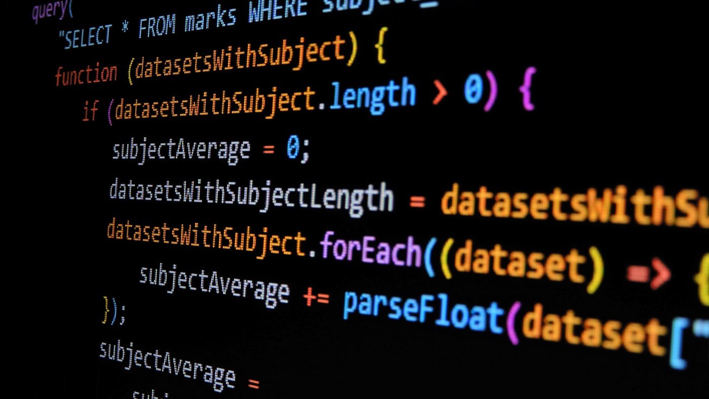 Next.js versus React differences for production web applications